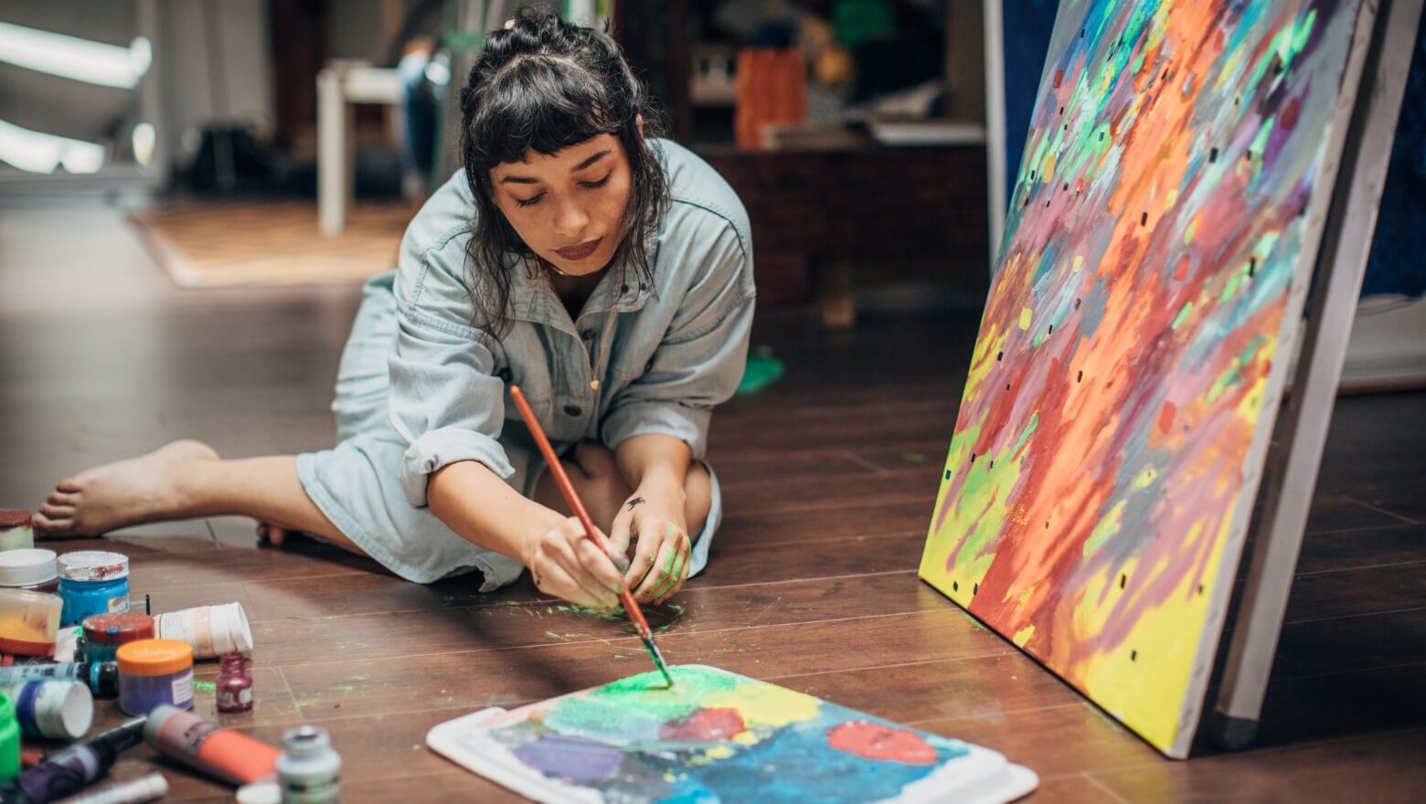 Engaging in creative hobbies brings happiness?>